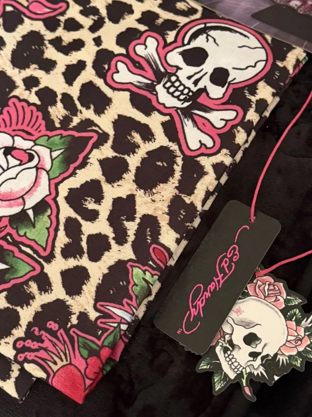 Ed Hardy Leopard / Black Shower Curtain Set with Bath Rugs | NEW